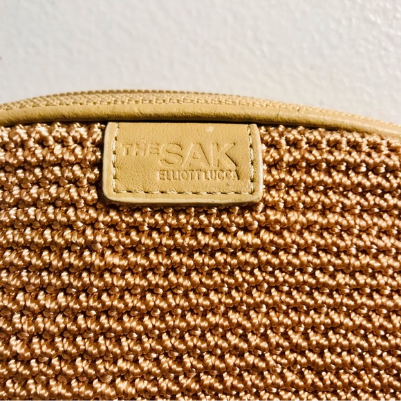 NWOT The Sak x Elliott Lucca Signature Crochet Cosmetic Bag - Picture 2 of 8